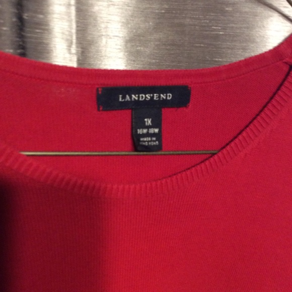 Lands’ End Top Short Sleeves Crew Neck. - Picture 3 of 3